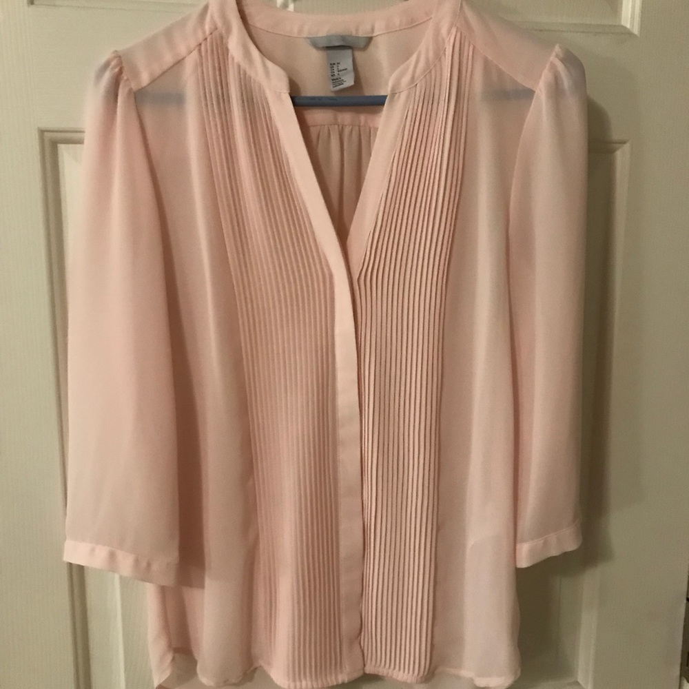 H&M blush tuxedo style blouse